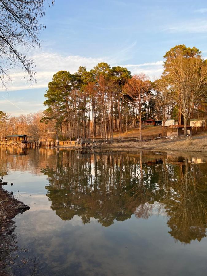 Driftwood Inn And Lodge By The Lake Zwolle Εξωτερικό φωτογραφία